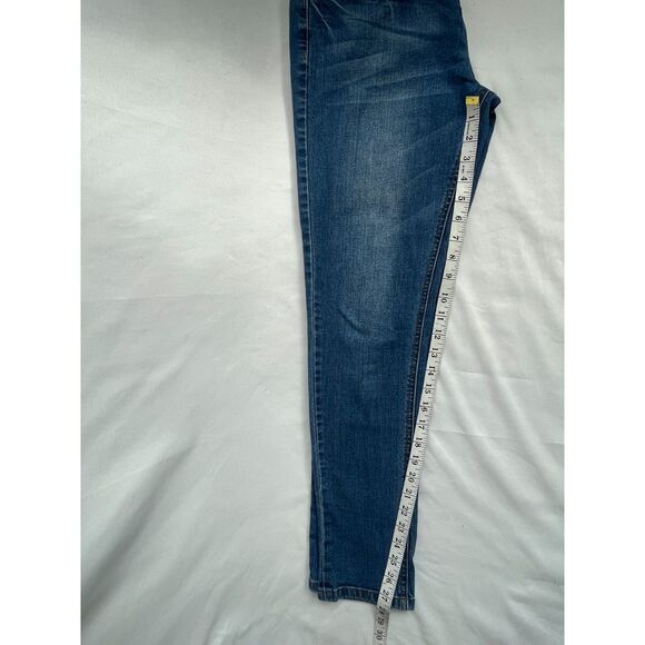 Kenneth Cole Womens Boyfriend Jeans Medium Wash Size 6 Mid Rise Classic Denim - Picture 8 of 12